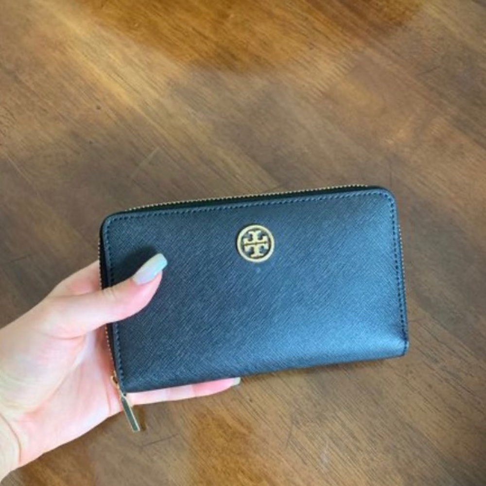 Tory Burch Wallet